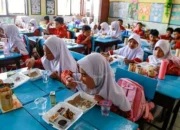 Pemerintah Tingkatkan Anggaran Program MBG, Dorong Roda Perekonomian Nasional