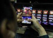 Pemerintah Komitmen Tindak Lowongan Admin Judi Online di Internet