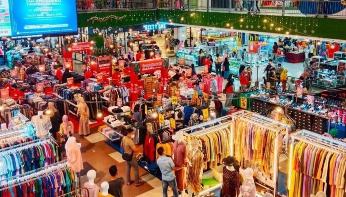 Kebijakan Jangka Pendek dan Jangka Menengah Strategi Akselerasi Pertumbuhan Ekonomi Nasional