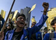 Pemerintah Lawan Narasi Indonesia Cemas dengan Data dan Solusi