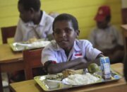 Makan Bergizi Gratis, Bukti Nyata Kehadiran Negara di Tanah Papua