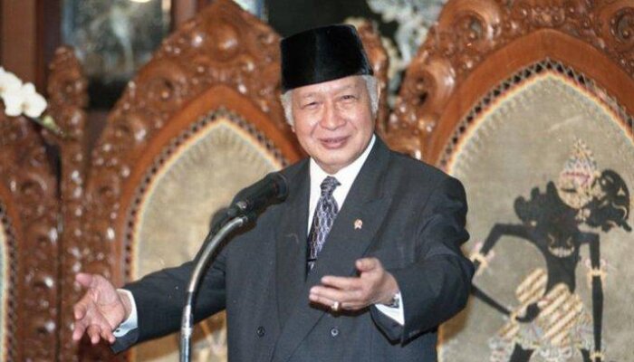 Publik Tak Perlu Terjebak Provokasi Demo Gelar Pahlawan Soeharto