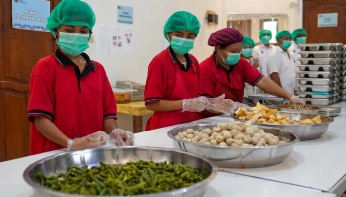 Program MBG Selama Ramadan Disesuaikan, Standar Gizi Seimbang Tetap Dijaga