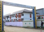 Tahun Ajaran Baru Jadi Momentum Penguatan Sekolah Rakyat
 