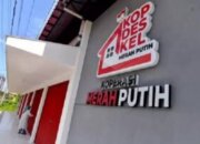 Koperasi Merah Putih Permudah Petani Tebus Pupuk Subsidi Pakai KTP